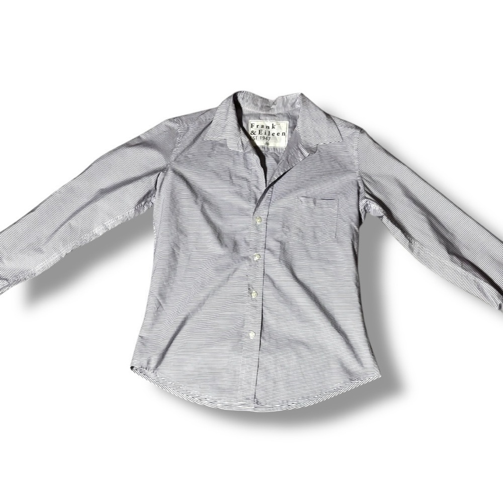 Frank & Eileen Women's Slim Fit Gray Striped Long Cuffed Sleeve Button Up Shirt - Picture 7 of 16